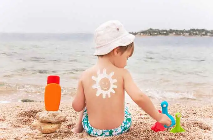 Диоксид титана и диоксид кремния и триэтоксикаприлилсилан